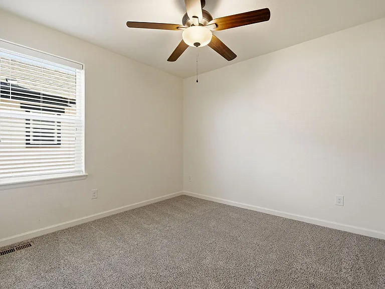 614 W 170th Pl — Photo 33