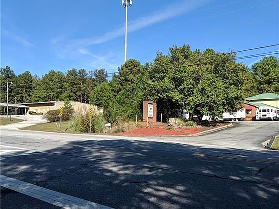 2nd image of 2496 Highway 20 NE Lot 0