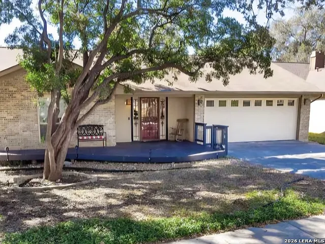 3 bed, 2.0 bath, 1256 sqft, $2,500 — Photo 1