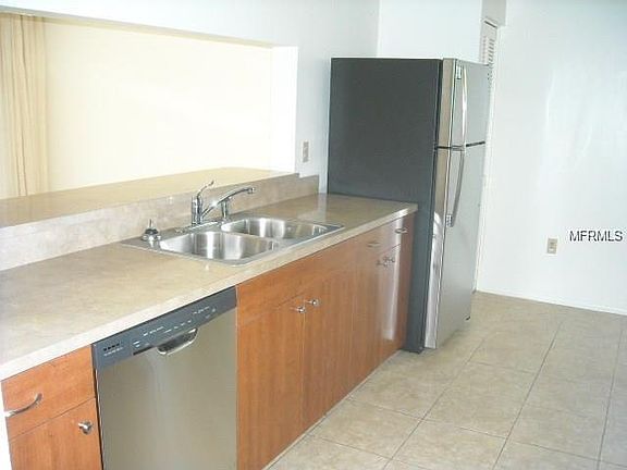 2nd image of 5008 Barrington Cir #2002