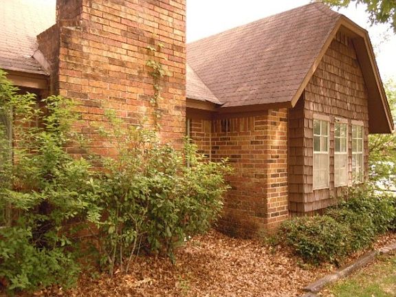 2nd image of 8202 Bayou Forest Dr