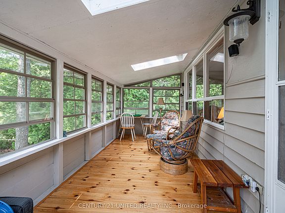 4th image of 1207 Anstruther Lake Rd