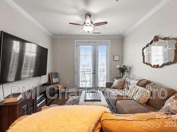 3rd image of 1101 W 1st St APT 311