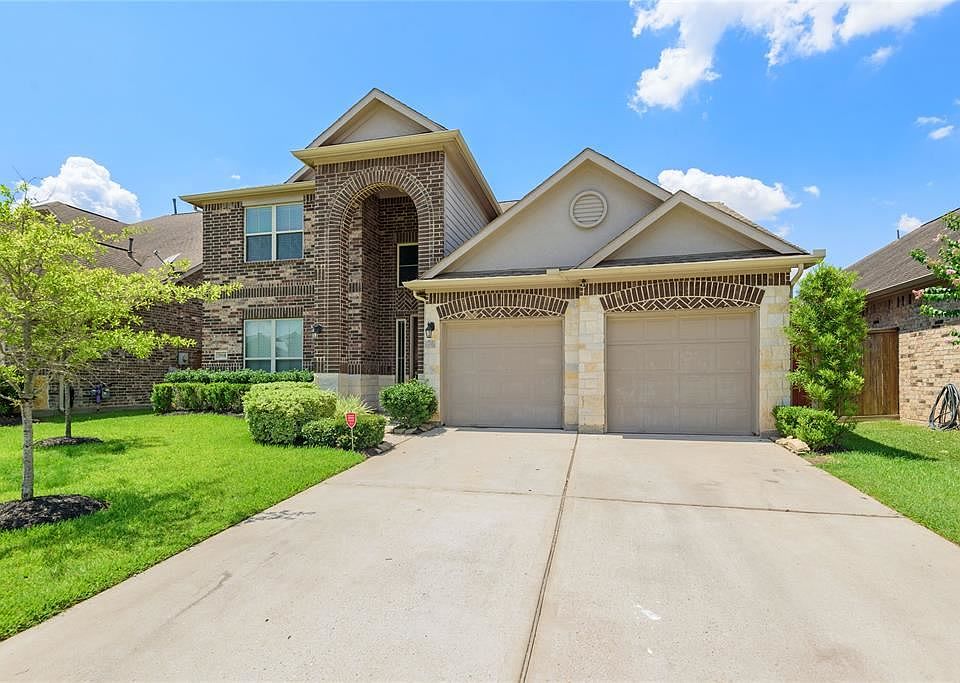 1st image of 3918 Catania Bay Ct