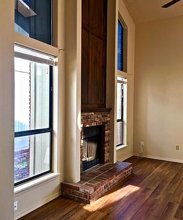 4th image of 12938 E 28th Pl