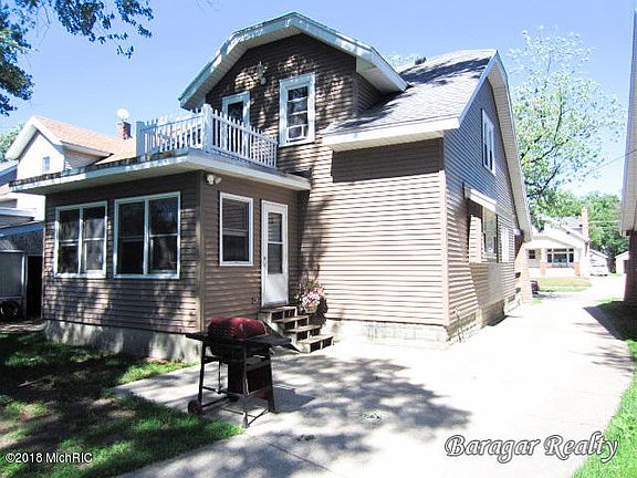 3rd image of 1425 Widdicomb Ave NW