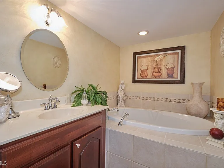 5550 Heron Point Dr #1601 — Photo 24