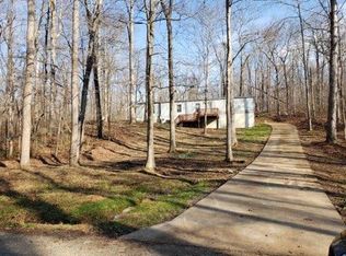 250 Swan Loop, Buchanan, TN 38222