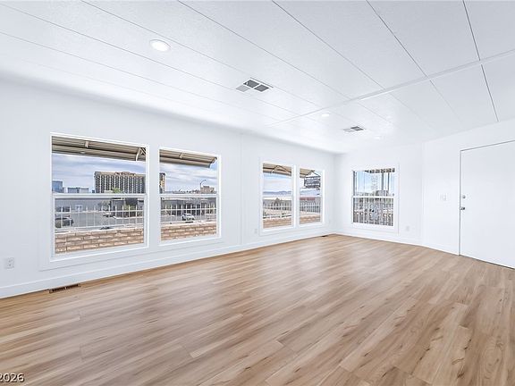 2nd image of 4684 Royal Ridge Way