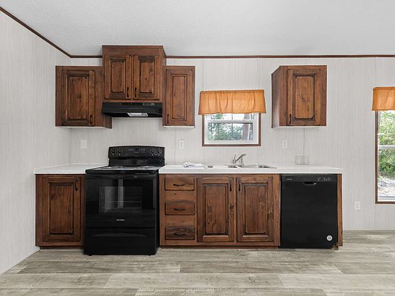 4th image of 168 SE Faye Ln