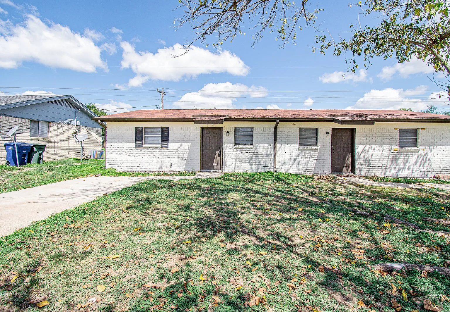 2 bed, 1.0 bath, 739 sqft, $750 — Photo 1