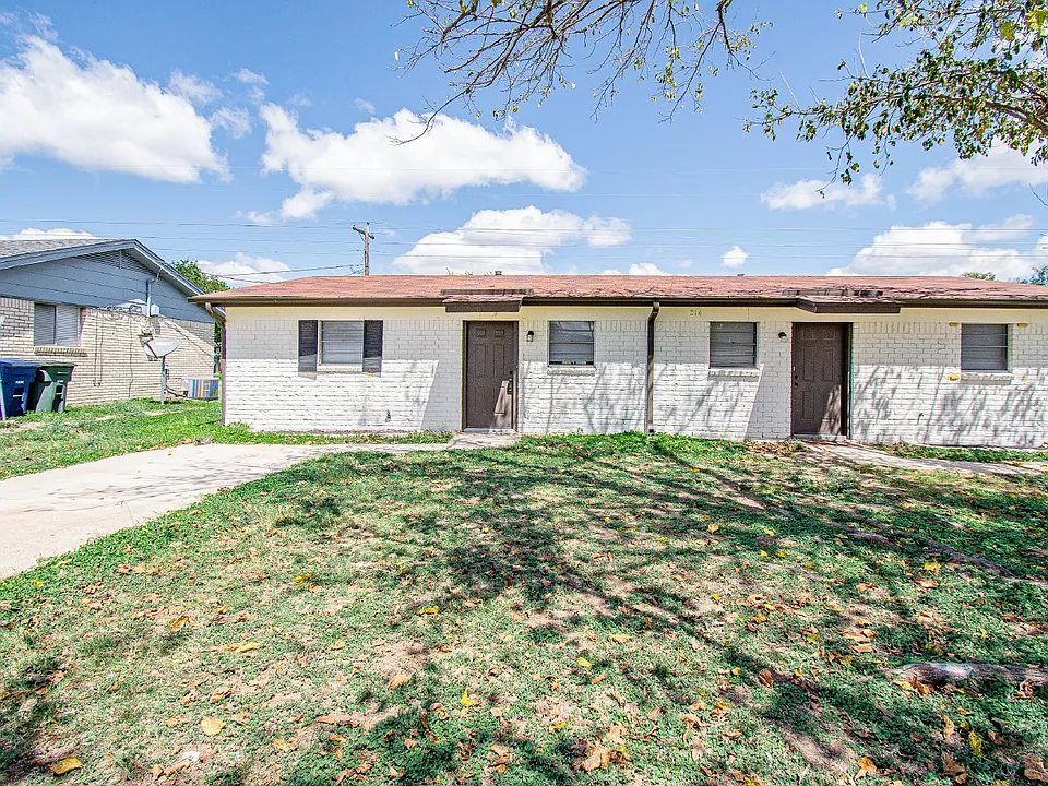 314 Sunset Ln #B