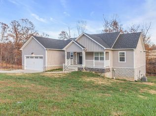 518 Poplar Bnd, Dickson, TN 37055