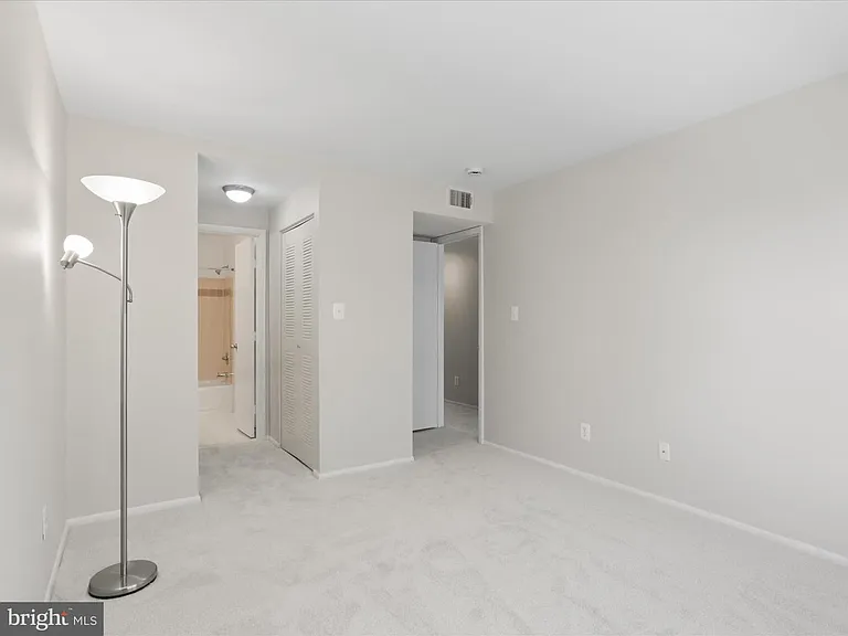 1719 Ascot Way #C — Photo 31
