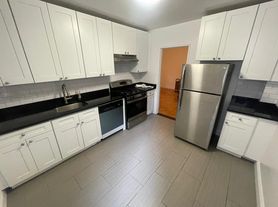 79-25 150th St