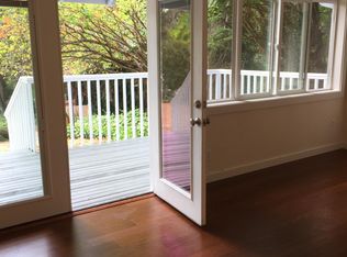 1240 Wing Point Way NE APT 8, Bainbridge Island, WA 98110