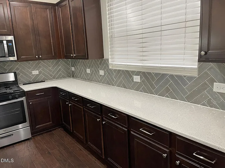 1004 Yatesbury Pl — Photo 10