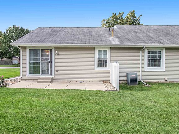 3rd image of 18237 Crownhill Dr