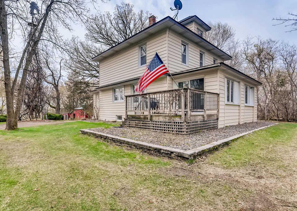 1st image of 1836 County Road 5 NW