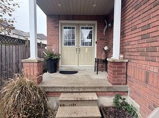 82 Hutton Pl, Clarington, ON L1C 5K1