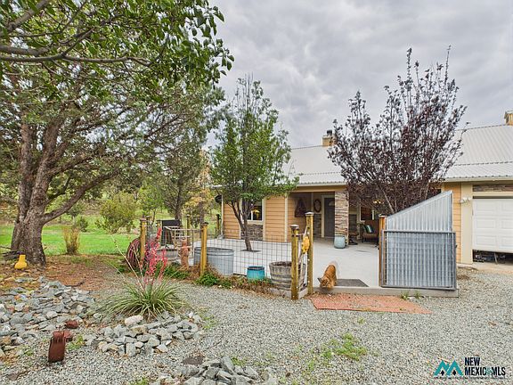 3rd image of 145 Pecos Ct