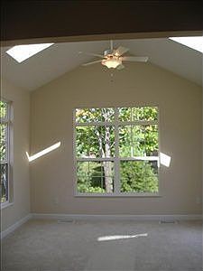 5th image of 14122 Glenbrook Dr