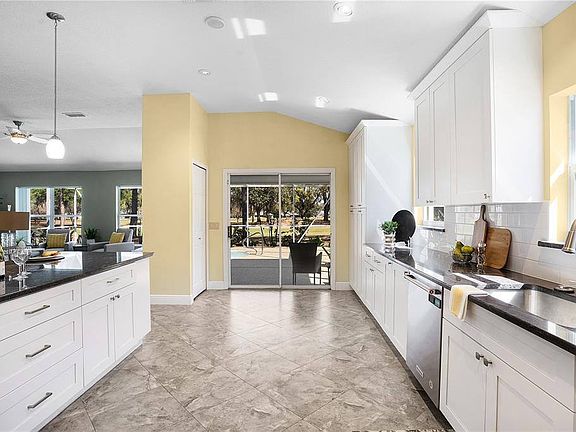 5th image of 1207 San Bernadino Way