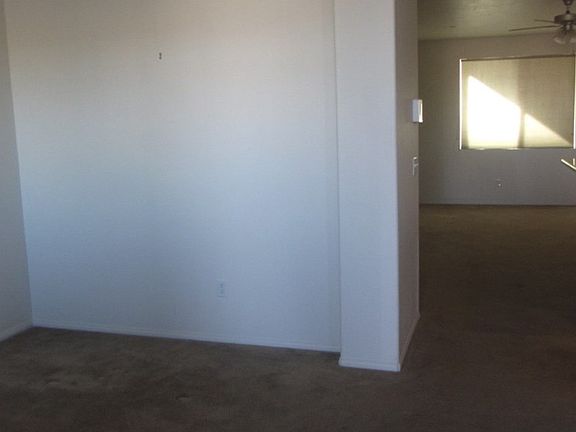5th image of 13052 9th Ave