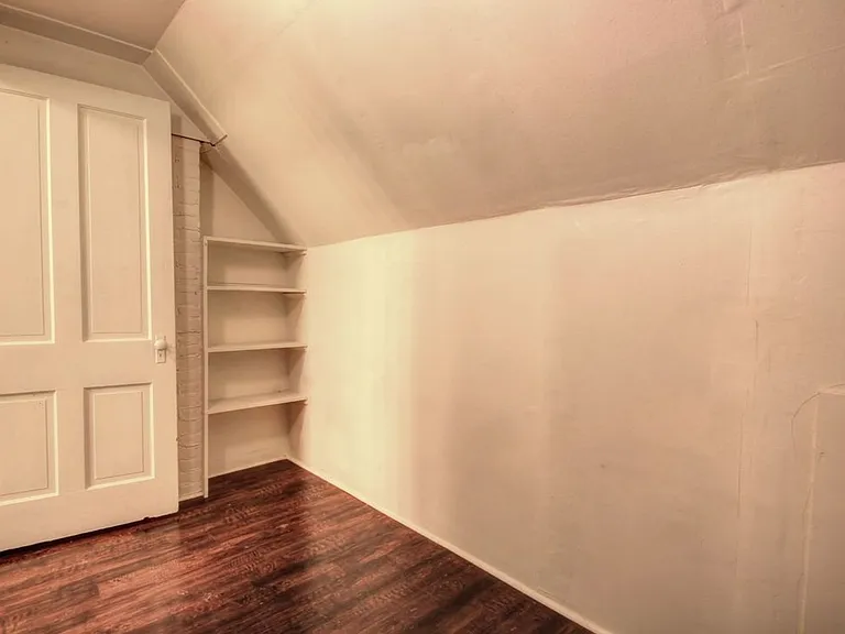 804 W Church St — Photo 31