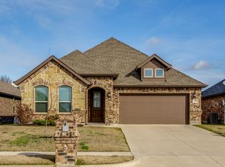 120 Cherokee St, Greenville, TX 75402