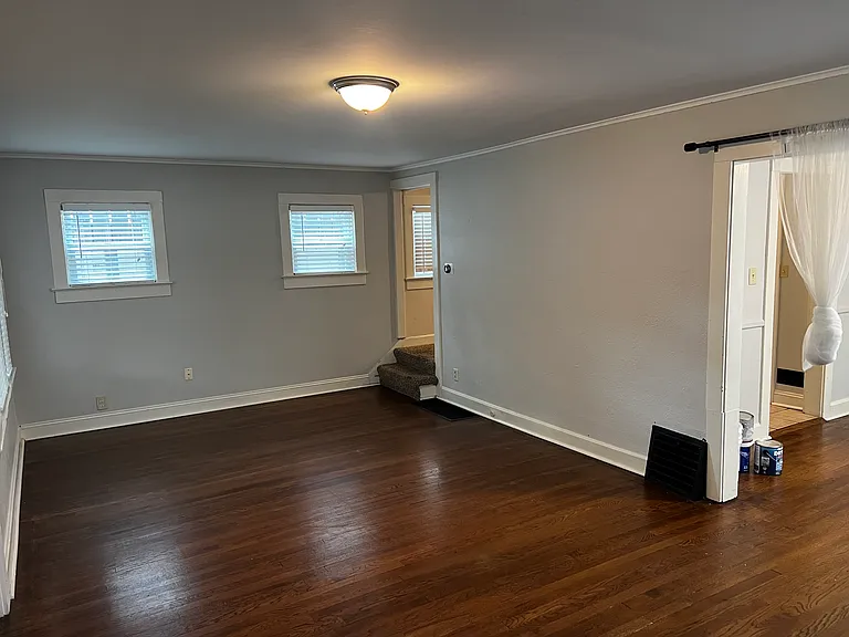 4435 Holly St — Photo 4