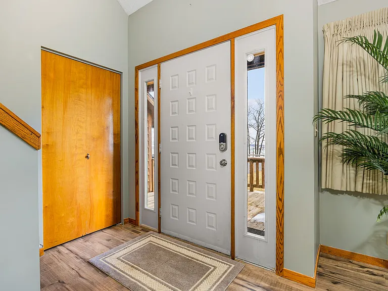 9402 S West Bay Shore Dr — Photo 17