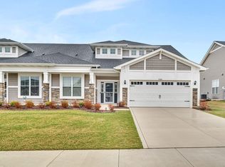 9280 Green Meadow Dr, Cedar Lake, IN 46303