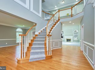 13275 Holly Meadow Ln, Herndon, VA 20171