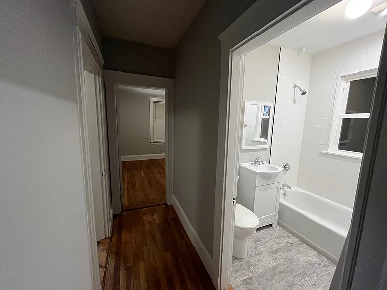 16 Glenside Ave #1R — Photo 22