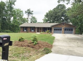 5123 Mockingbird Rd, Greensboro, NC 27406
