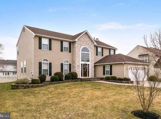 8 Annapolis Dr, Marlton, NJ 08053