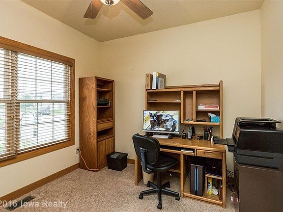 3rd image of 2100 SE Leeann Dr
