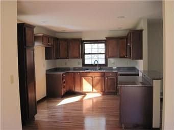 3rd image of 10841 Madison Ave