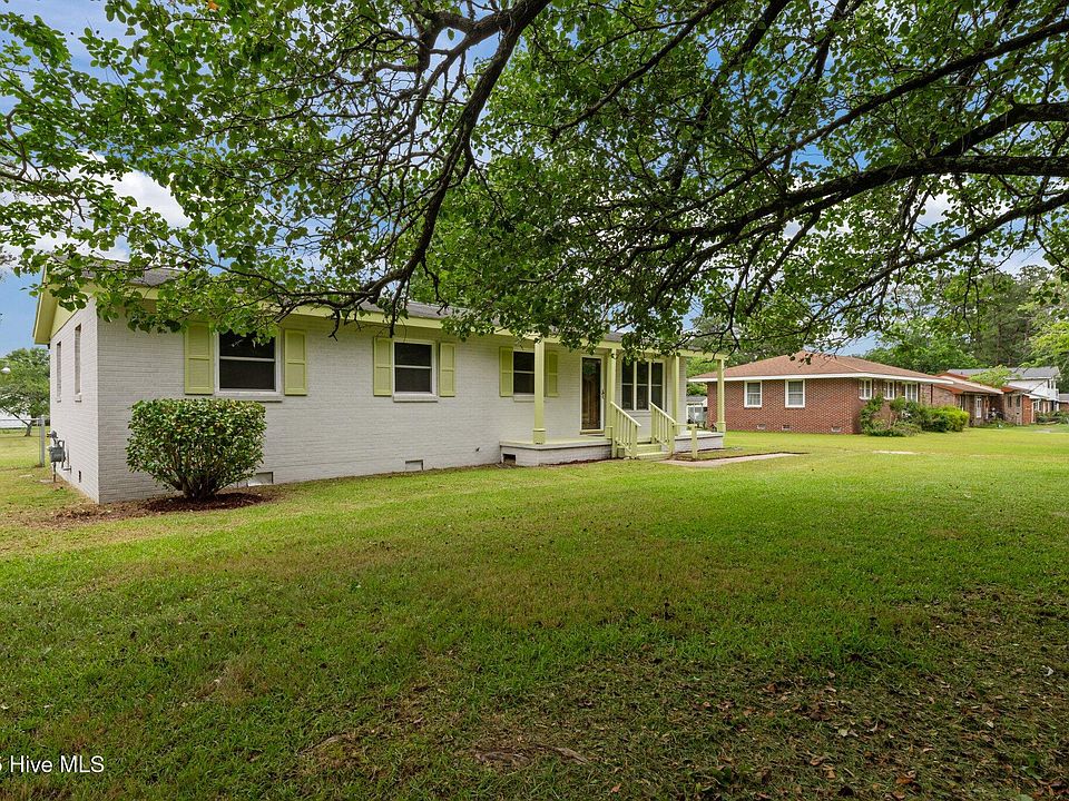 1st image of 210 Glenburnie Drive