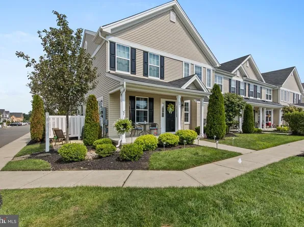504 Lexington Mews #504, Woolwich Township, NJ 08085