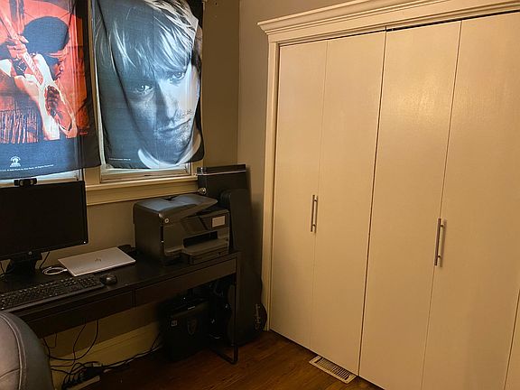 4th image of 2124 W Ainslie St APT 1