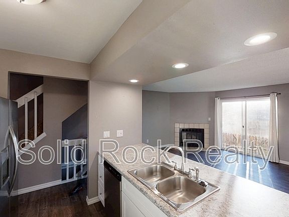 2nd image of 2309 Lexington Village Ln