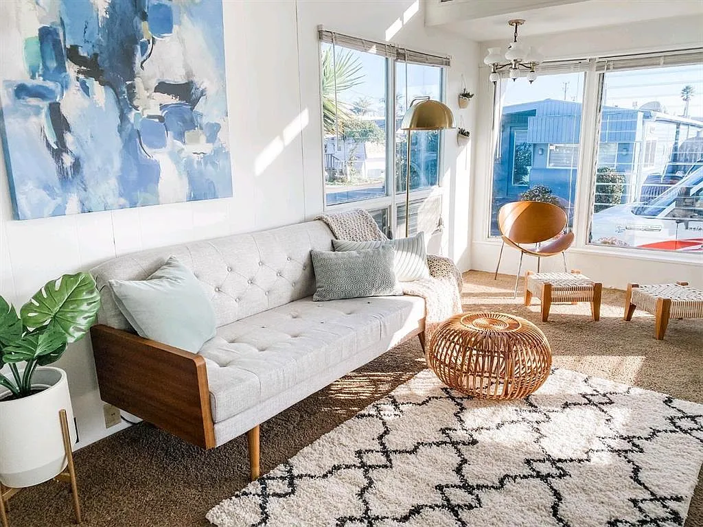 1 bed, 480 sqft, $2,350 — Photo 2