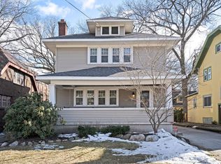 1338 Alexander St SE, Grand Rapids, MI 49506