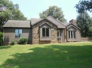 1375 Krebs Station Rd, Paducah, KY 42003