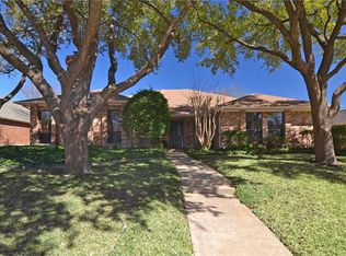 3208 Foxcreek Dr, Richardson, TX 75082