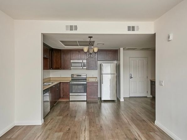 1167 S Hoover St Unit 101