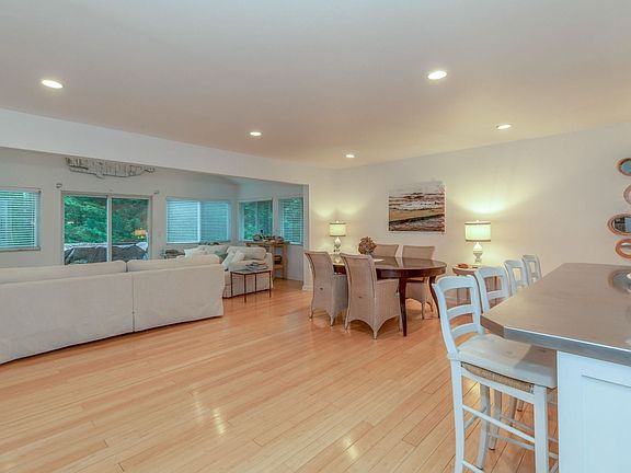 4th image of 81 Brandywine Dr