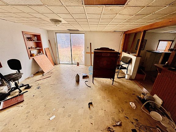 4th image of 12 Fuller Rd